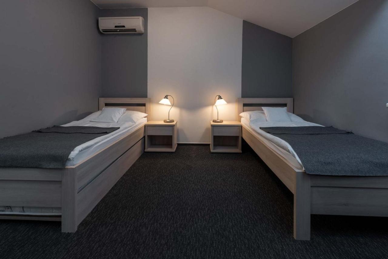 Guest house Hotel Lion 3*